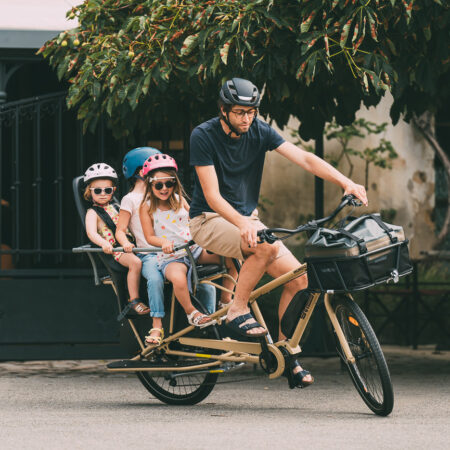 Yuba_Bikes_Mundo_EP8_Sand_MonkeyBars_Yepp_BreadBasket_Grab&Go_Kids_Café_Brunet(1) Yuba Bikes Mundo EP8 Sand MonkeyBars Yepp BreadBasket GrabGo Kids Cafe Brunet1