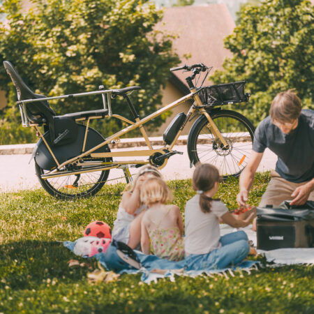 Yuba_Bikes_Mundo_EP8_Sand_MonkeyBars_Yepp_BreadBasket_Grab&Go_Kids_Park Yuba Bikes Mundo EP8 Sand MonkeyBars Yepp BreadBasket GrabGo Kids Park